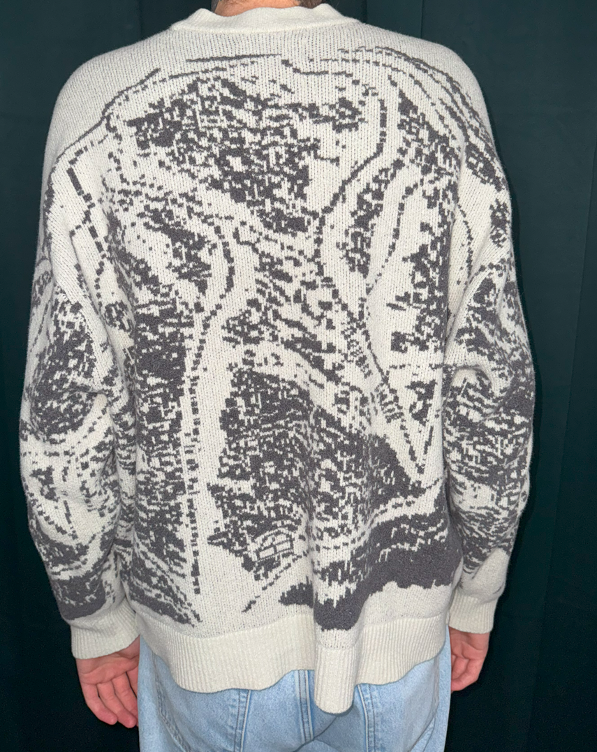 GREY DESIGN SWEATSHIRT