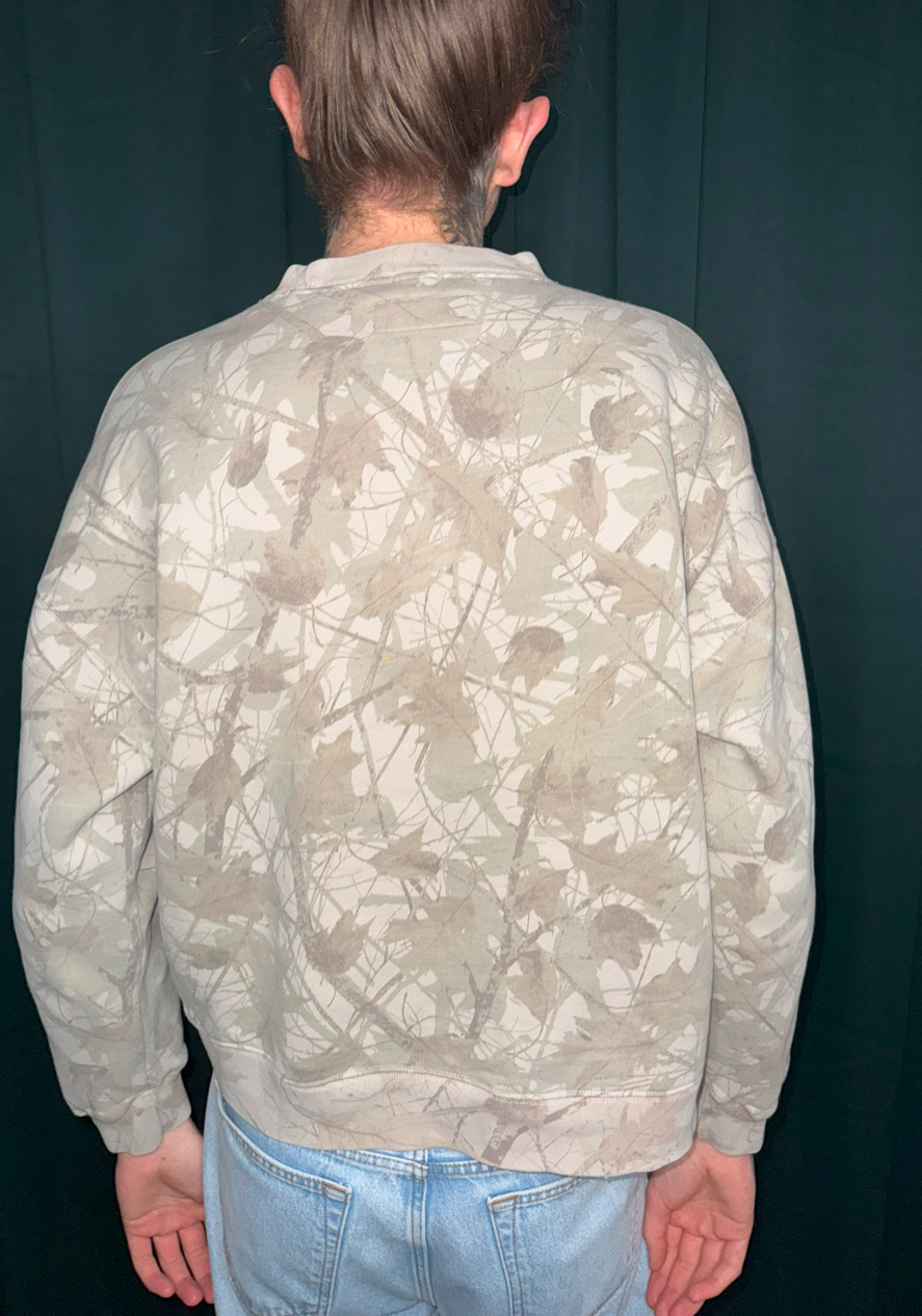 CAMO SWEATSHIRT
