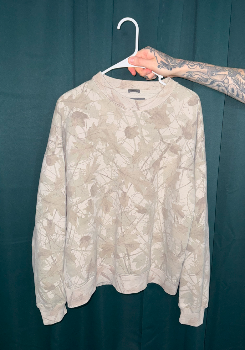 CAMO SWEATSHIRT